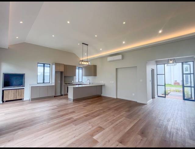 3 BEDROOM HOUSE FOR SALE IN PAARL VALLEIJ LIFESTYLE ESTATE